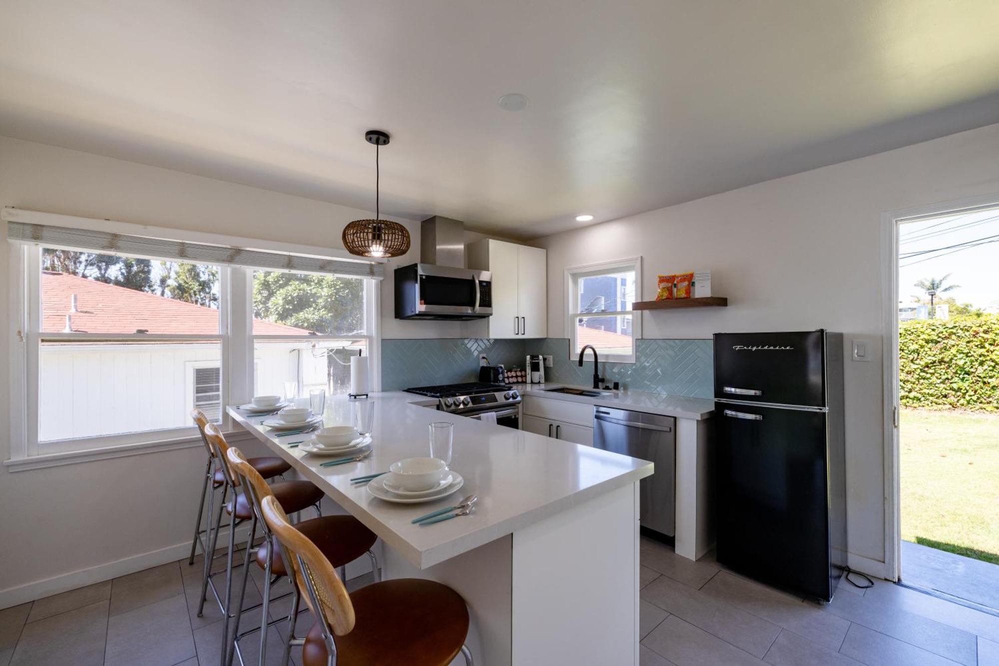 Motel Tides Oceanview And 3*