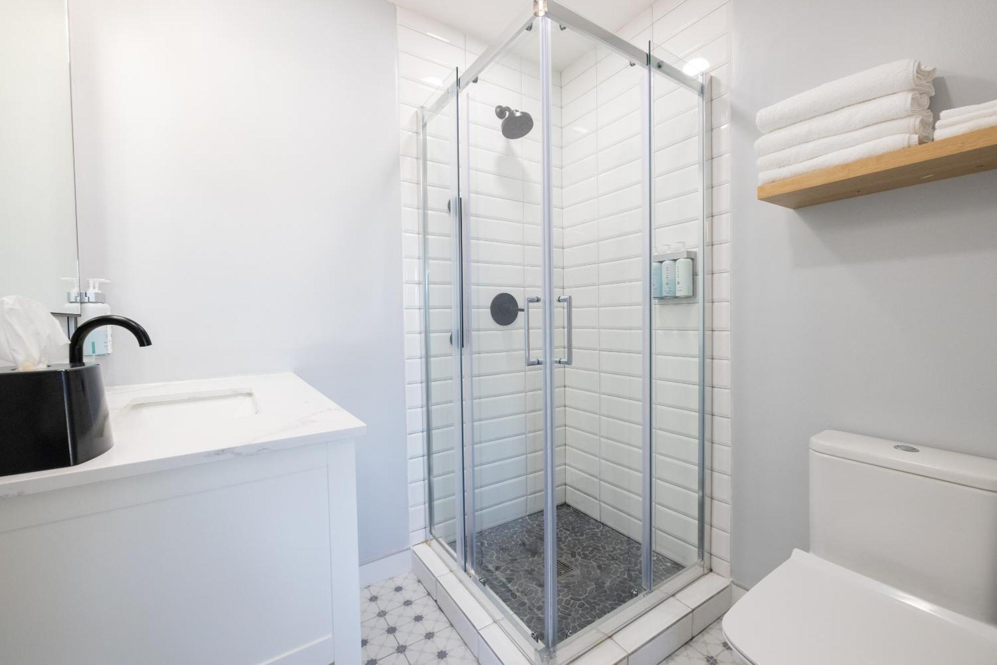 Tides Oceanview And