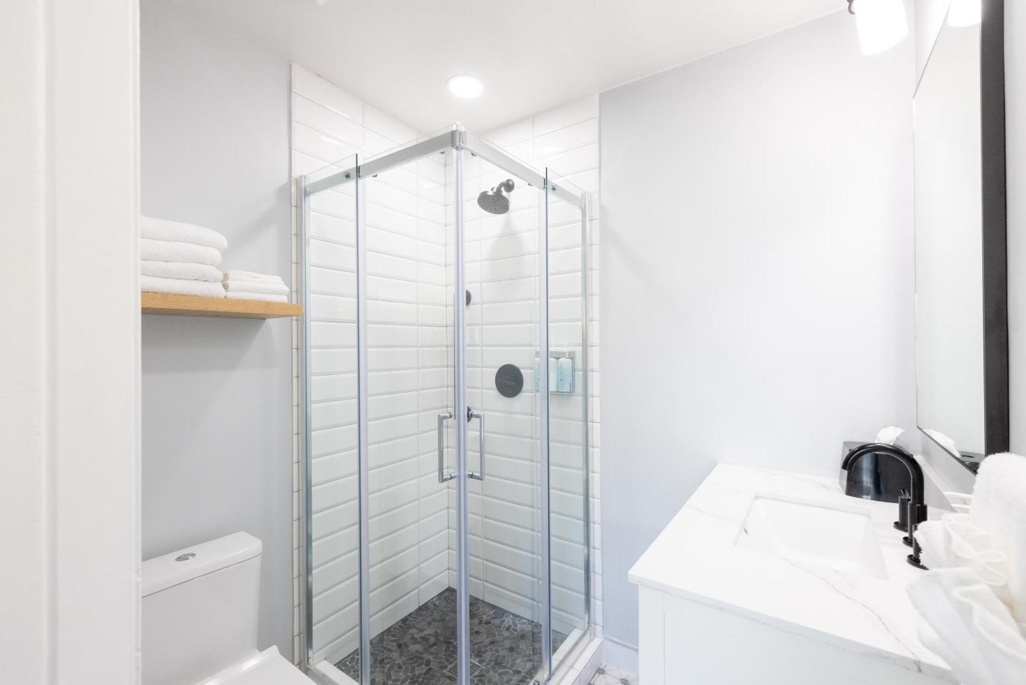 Tides Oceanview And