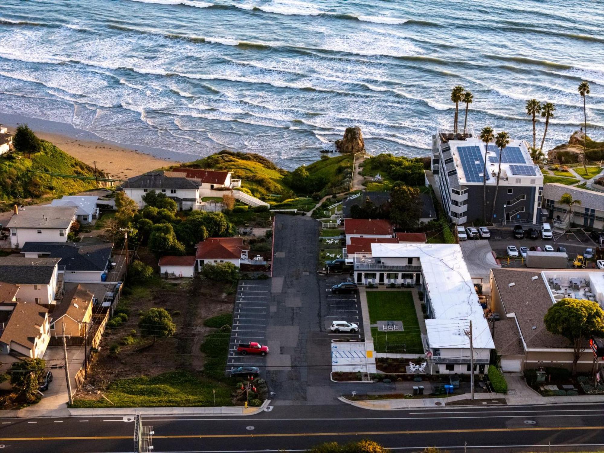 Motel Tides Oceanview And 3*